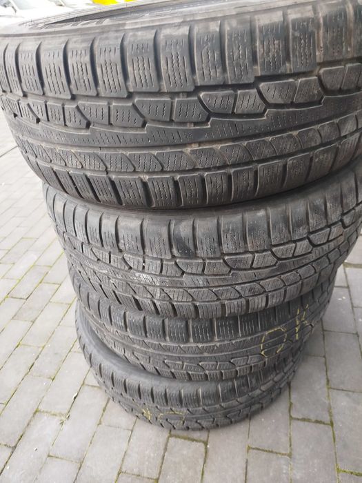 Комплект R18 225/55б/в (4шт) всескзонка Nokian