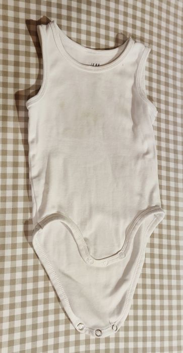 Body biała bokserka bez rękawów H&M r 68