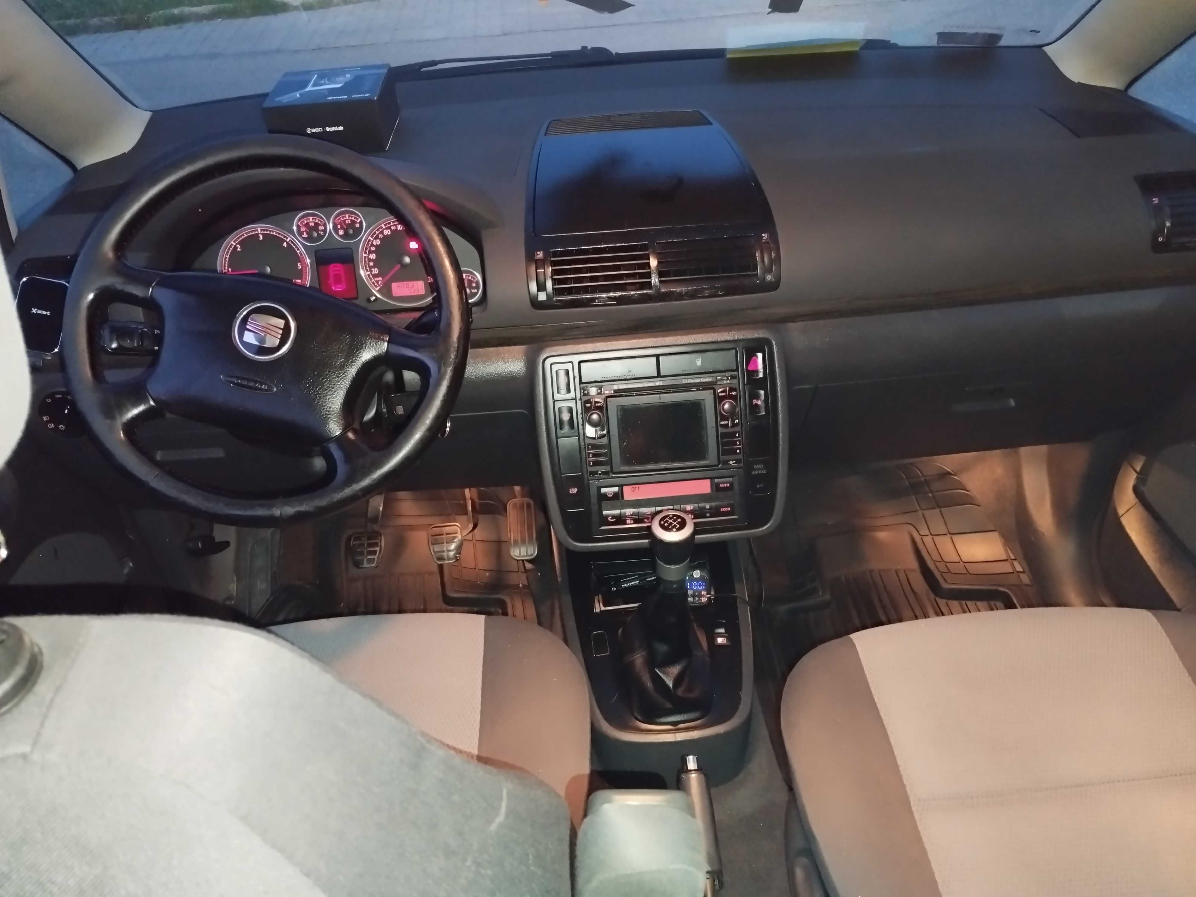 Seat Alhambra (Galaxy, Sharan ) 2.0 TDI 140 km KLIMA 100 %