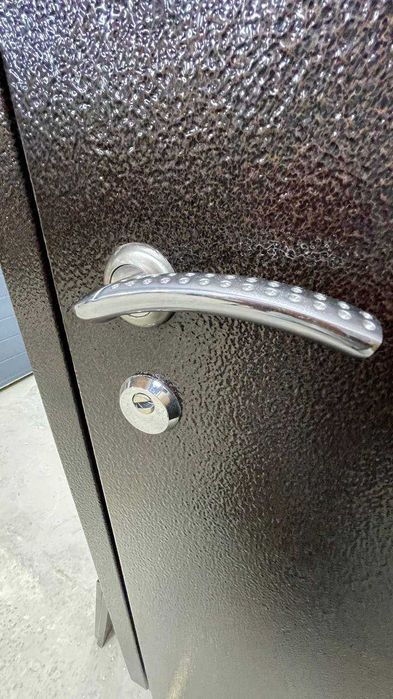 Двері металеві Метал - МДФ ПВХ 80 вулиця : в наявності