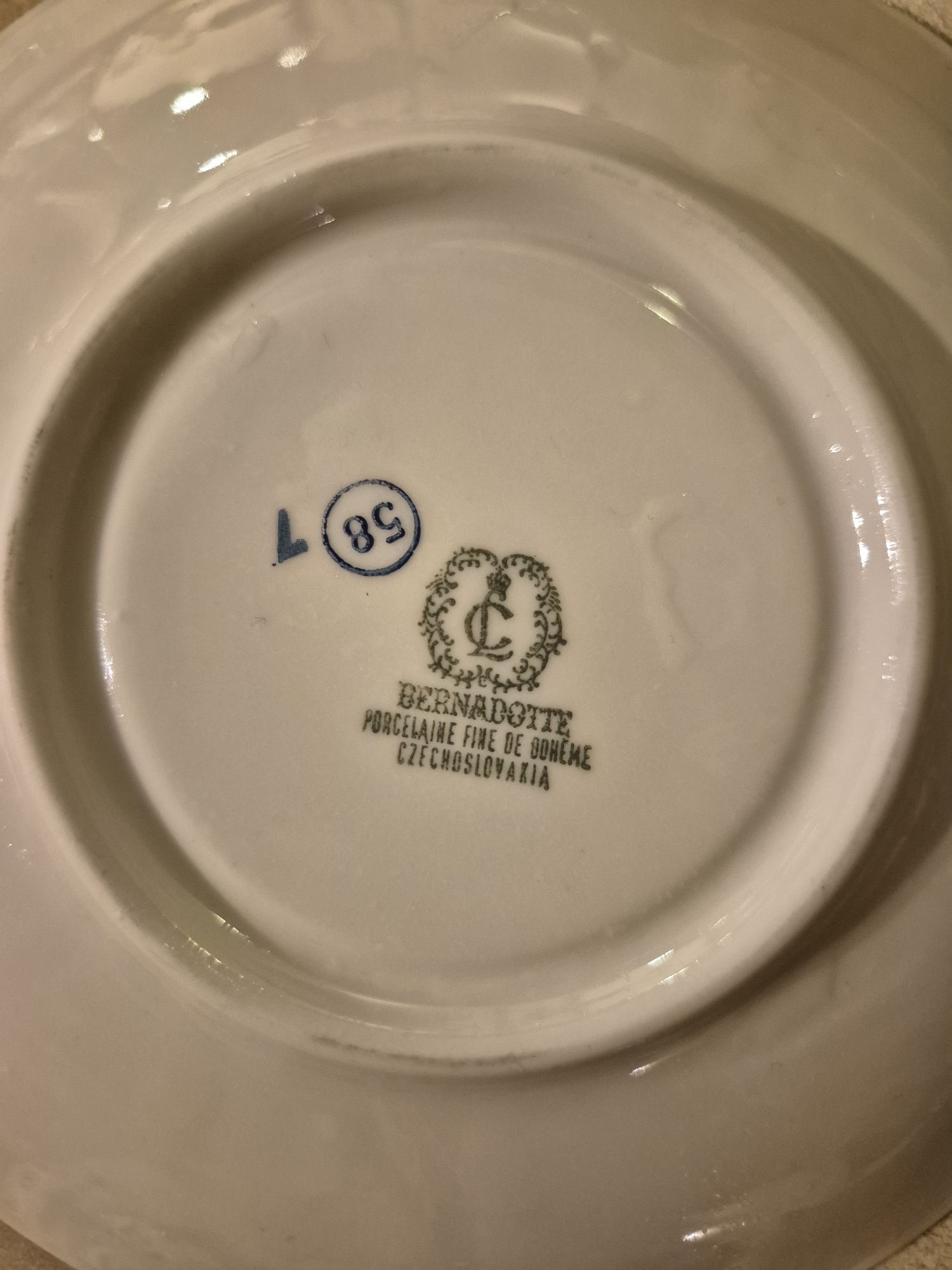 Porcelana Bernadotte