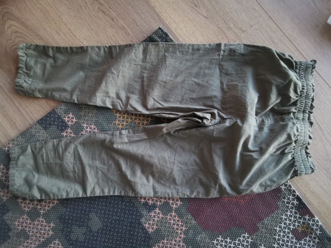 Spodnie khaki H&M 116