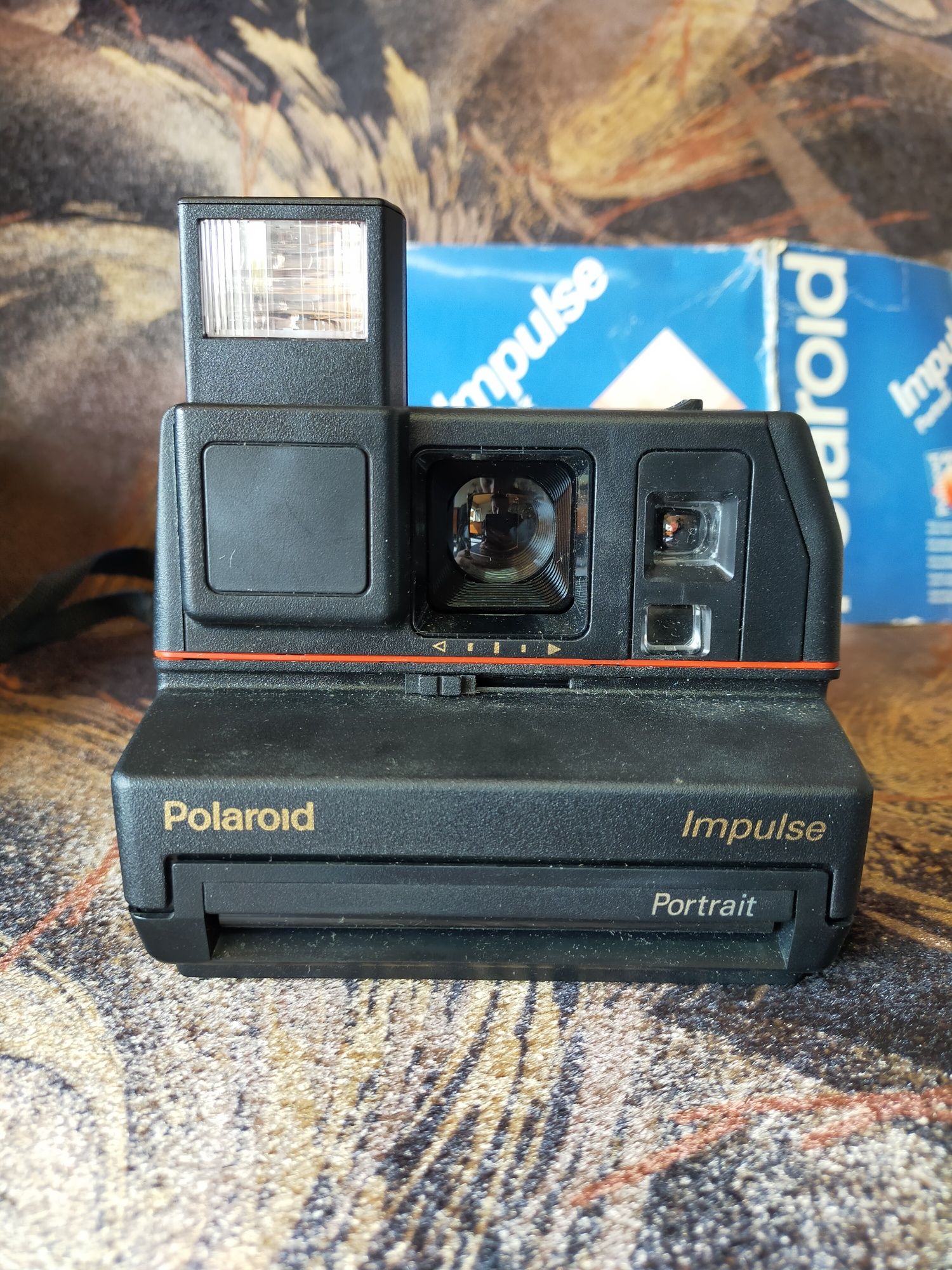 Продам Polaroid 600 plus