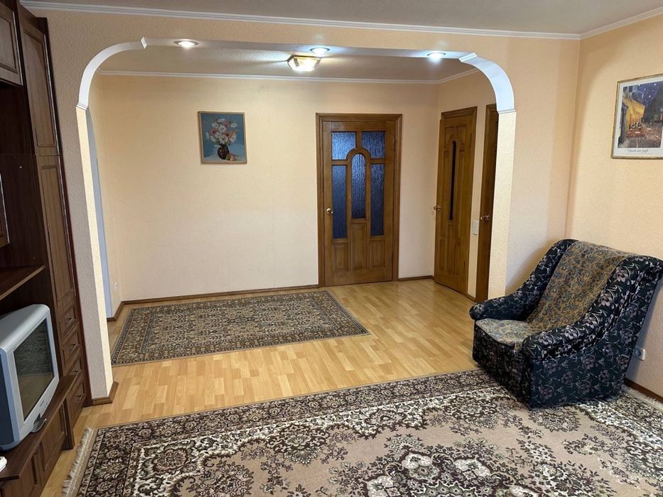 Оренда двокімнатної квартири на Замості, Будинок Офіцерів. Острозького