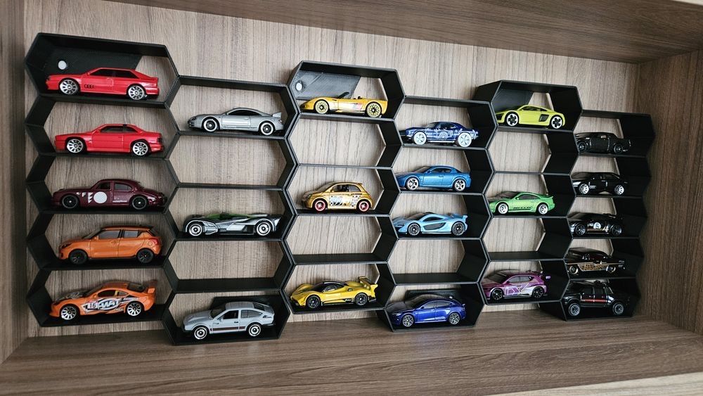 1x stojak hot wheels