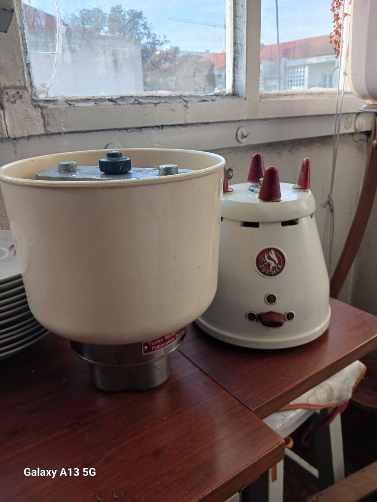 Maquina,de fazer bolos VINTAGE