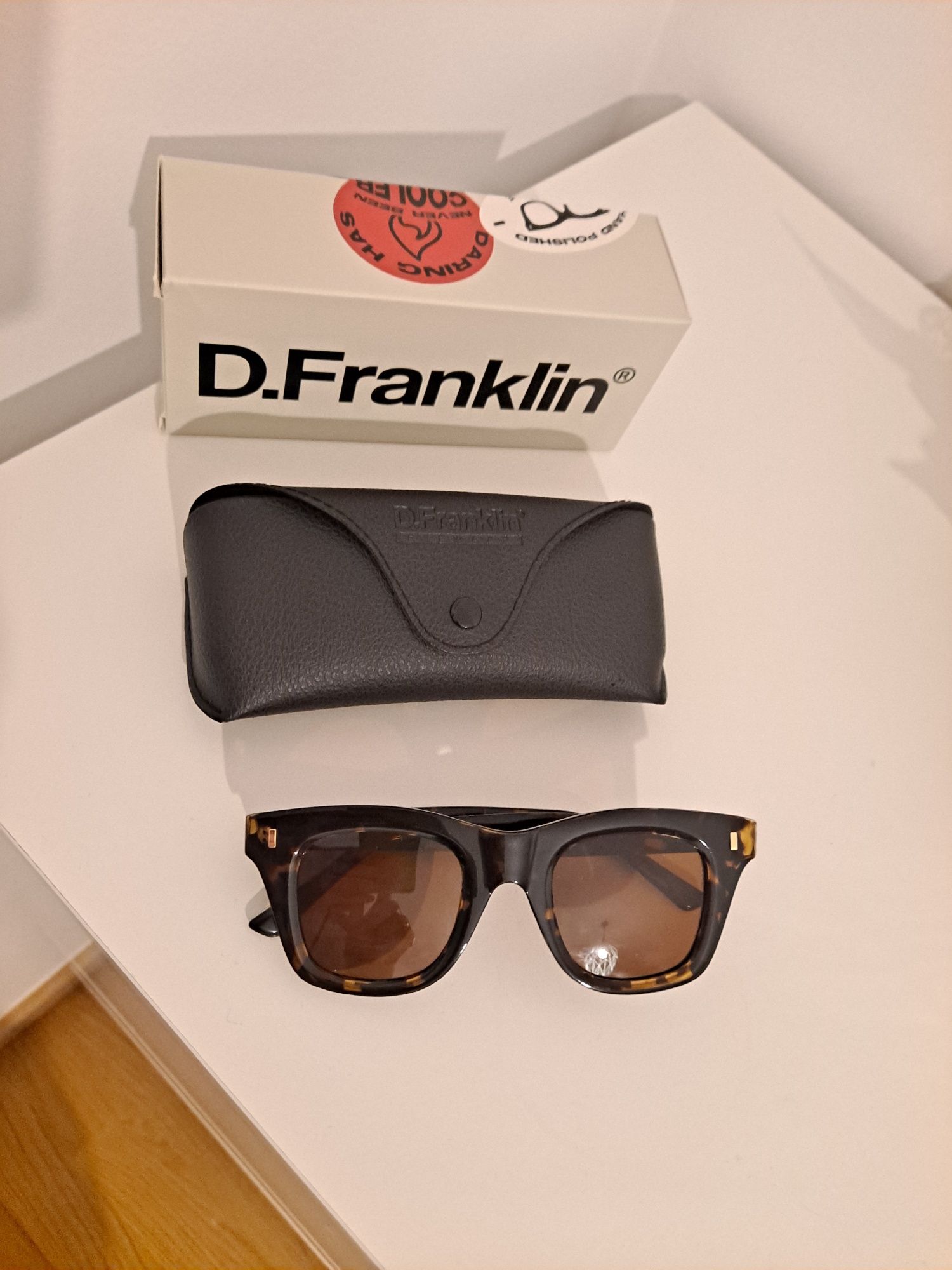 Óculos de Sol D.Franklin Carey
