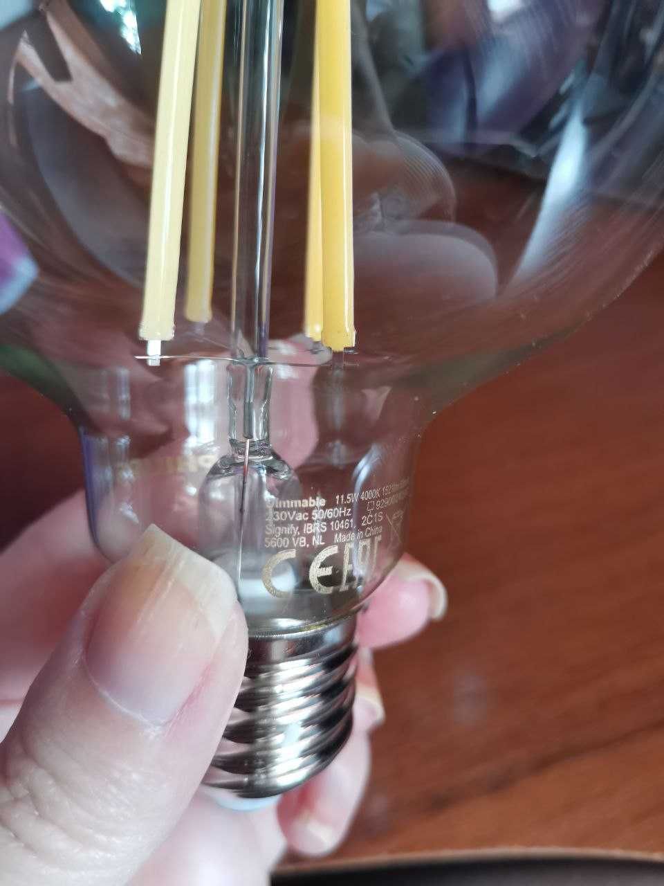 Лампи Philips LED classic 100W A60 E27 CL 4000К DIM 2 шт (Нове)