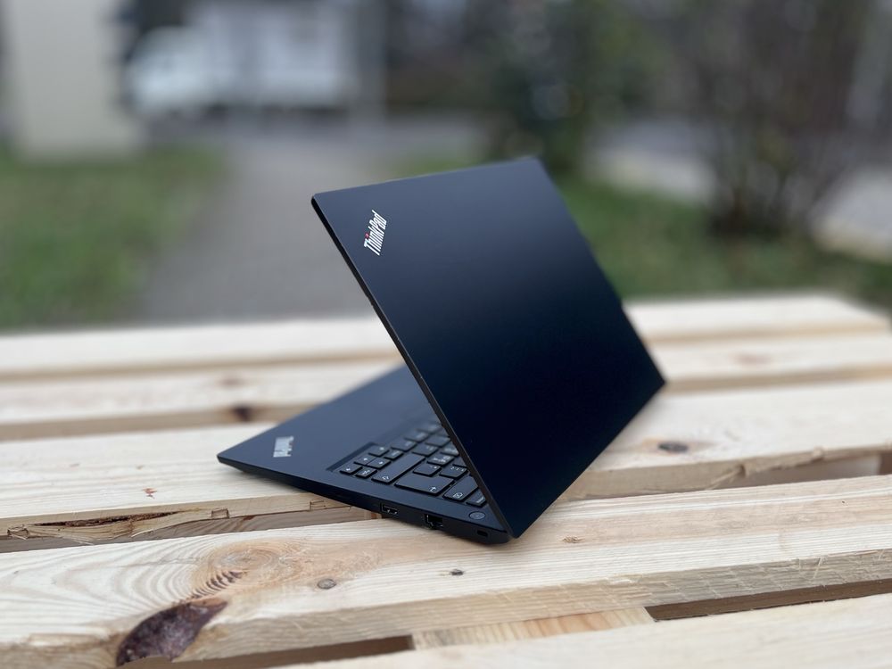 Ноутбук Lenovo ThinkPad E495/Ryzen 5 3500U/8GB/256GB/14"Full HD IPS