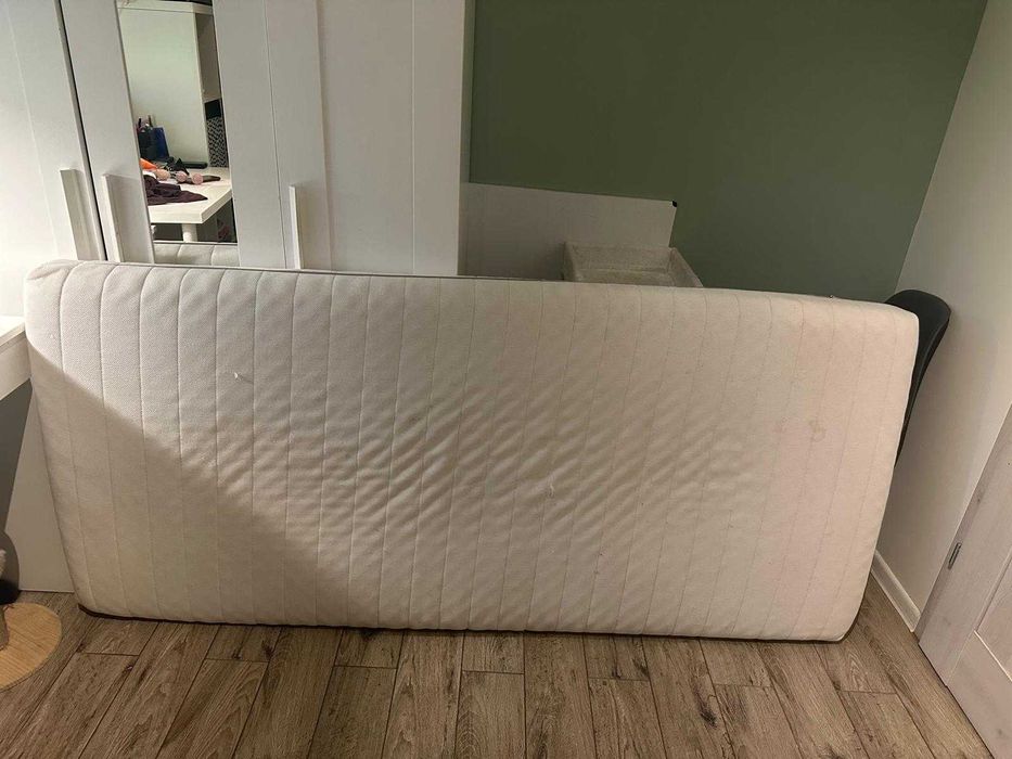 Sprzedam łóżko metalowe z materacem