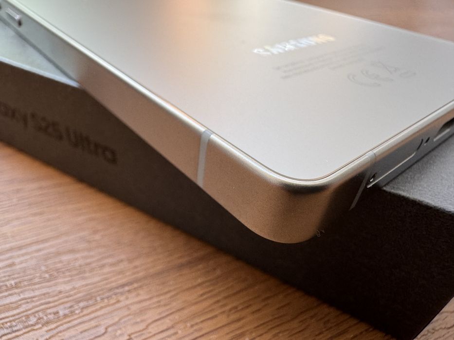 Galaxy S25 Ultra 12/256