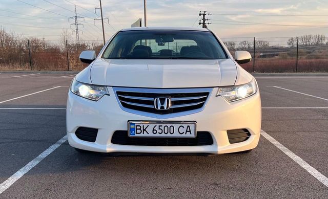 Продам HONDA Accord 8