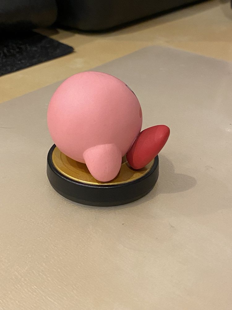 Amiibo Kirby como novo