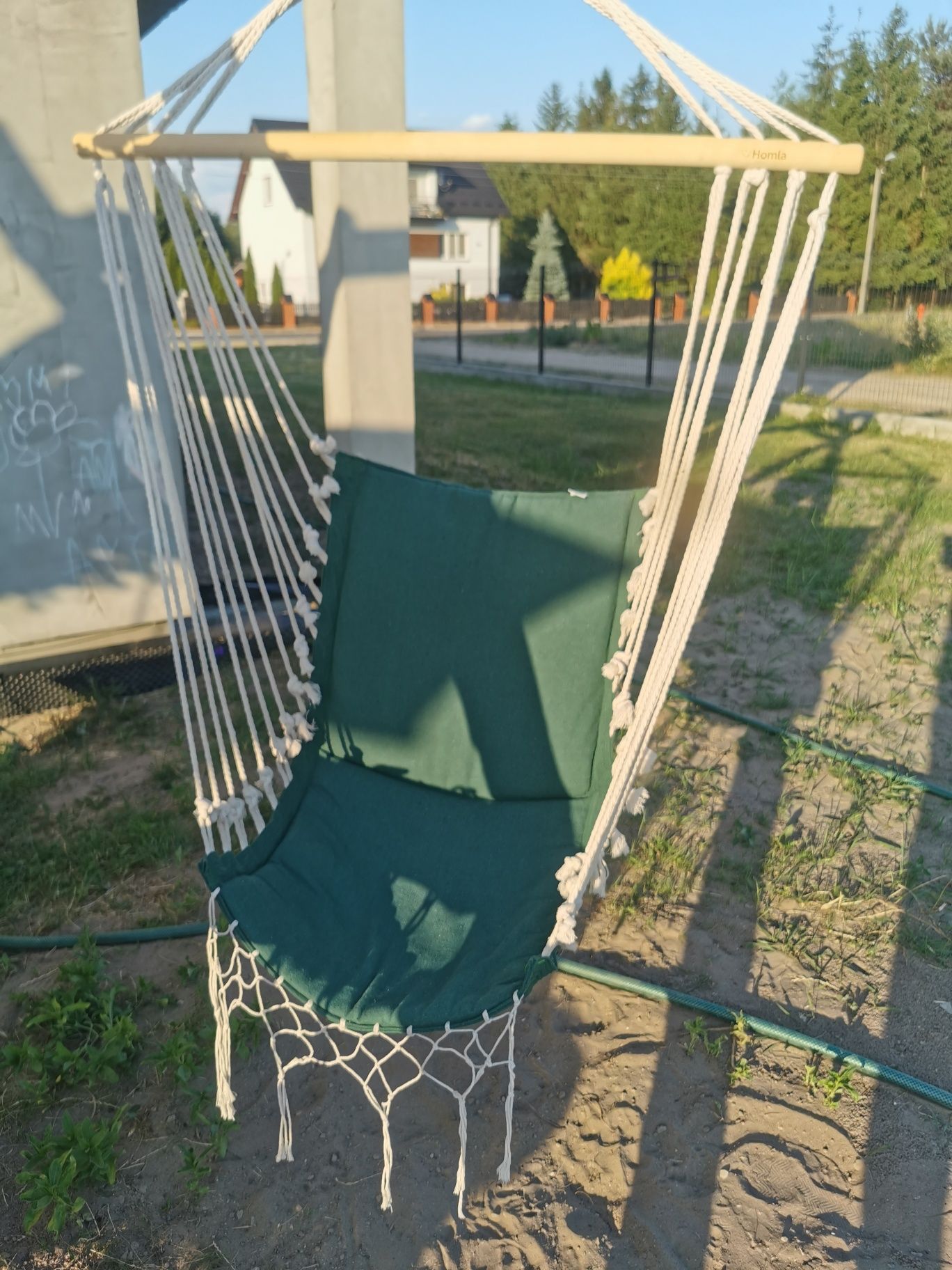 Krzesło huśtawka ogrodowa na taras boho