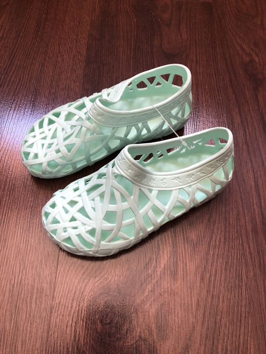 Nowe buty do wody na basen rozmiar 32