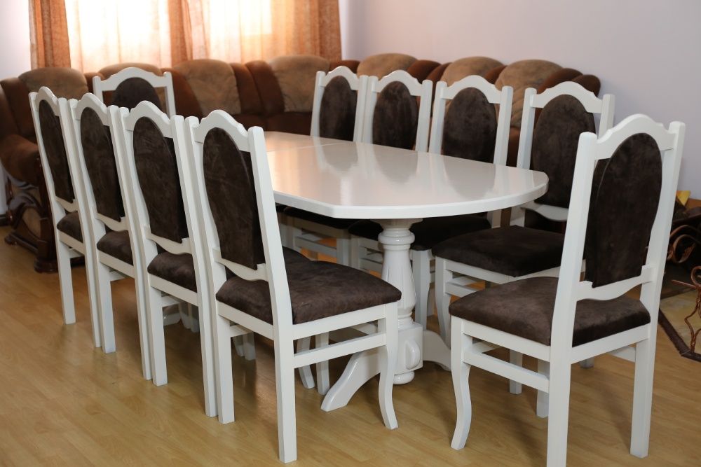 стіл , крісла , або комплект