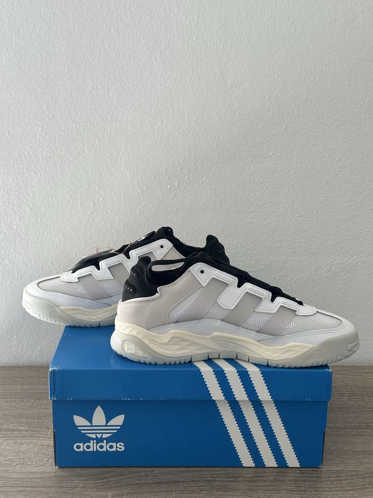 Adidas Niteball novas