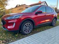 Ford Escape hybryda plug-in