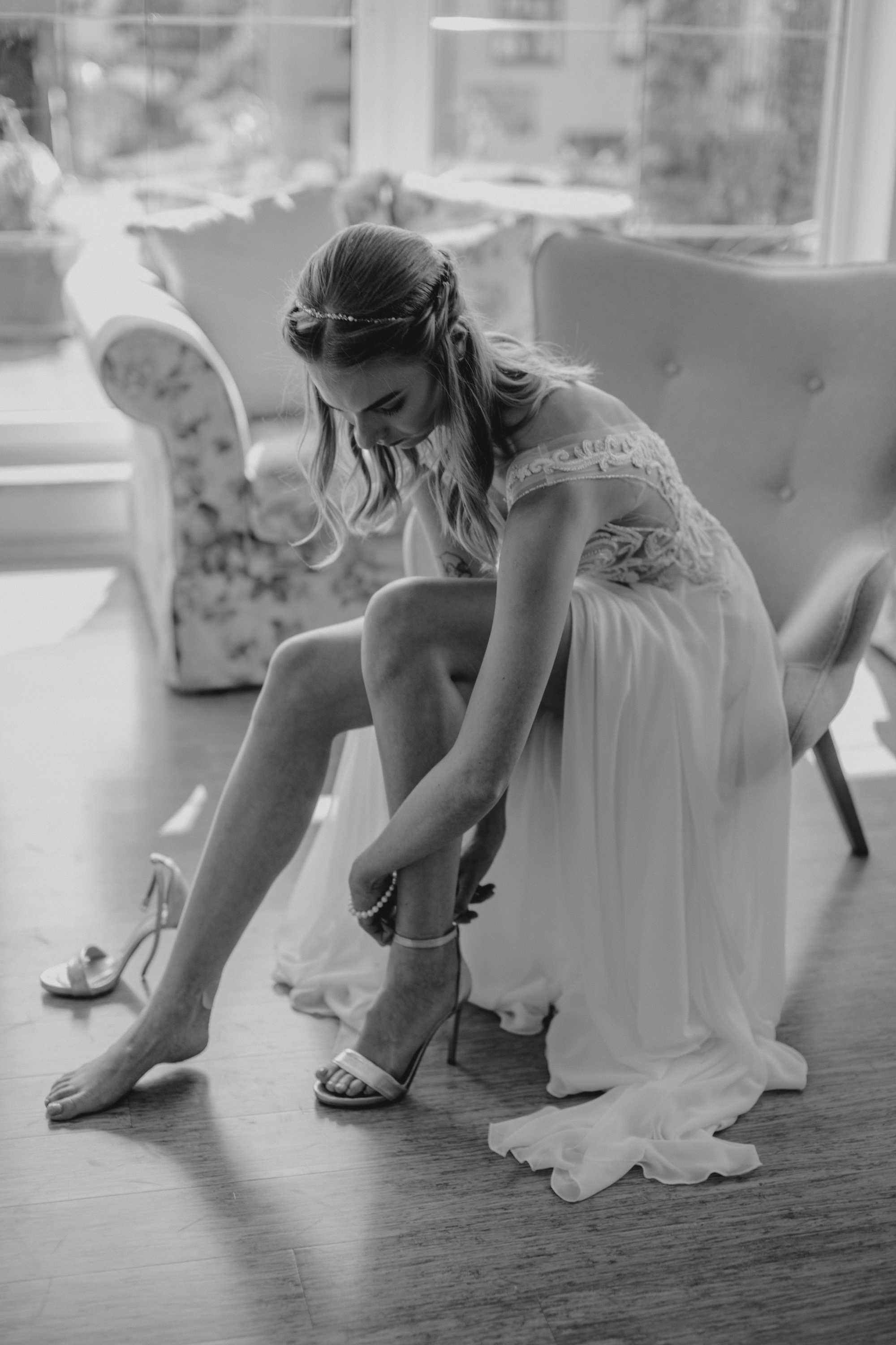 Piękna, elegancka sukienka ślubna marki Vanilla Sposa w rozmiarze XS/S