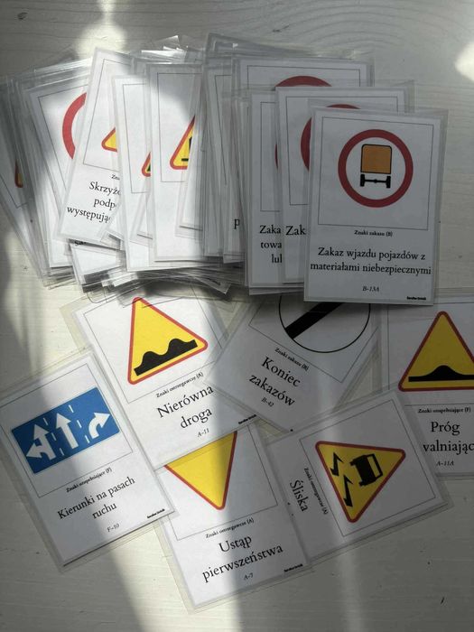 Montessori Karty demonstracyjne karty pracy laminowane Znaki drogowe