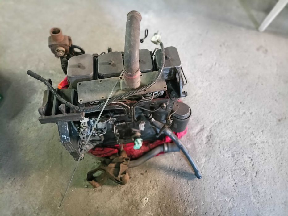 Silnik Cummins 4T - 390 Case koparko ładowarka