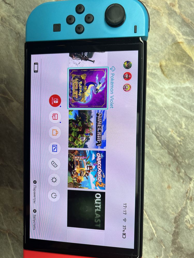 Продам Nintendo Switch Oled + катридж Fifa 2024