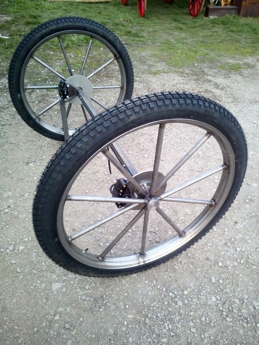 Koła oś hamulce powoz konny bryczka