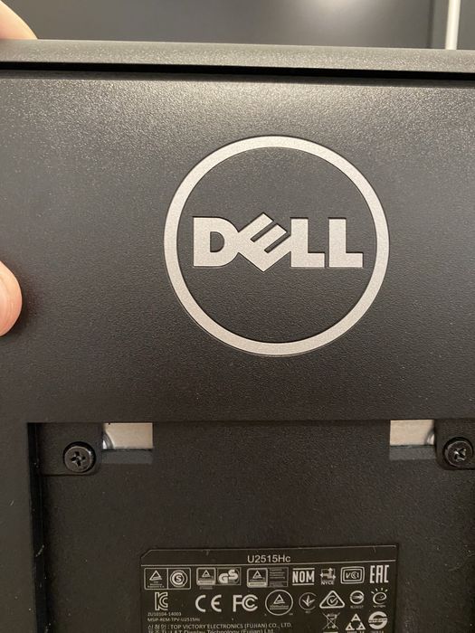 Monitor 25” QDH 2560x1440 (Dell U2515H)