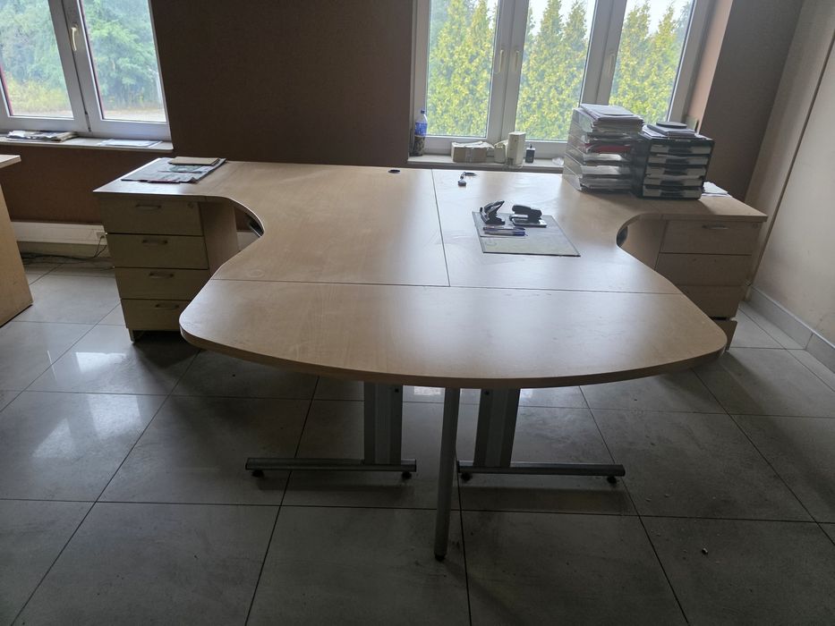 Wyposażenie biura + szatni — komplet łącznie 70+ sztuk (okazja)