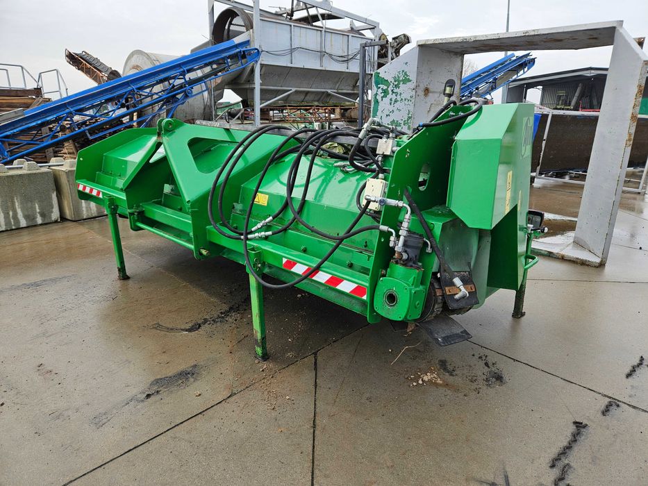 Obcinarka do warzyw, ziół, ziemniaka na przedni TUZ ciągnika, kombajn