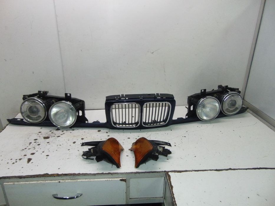 Bmw e34 grelha/Piscas