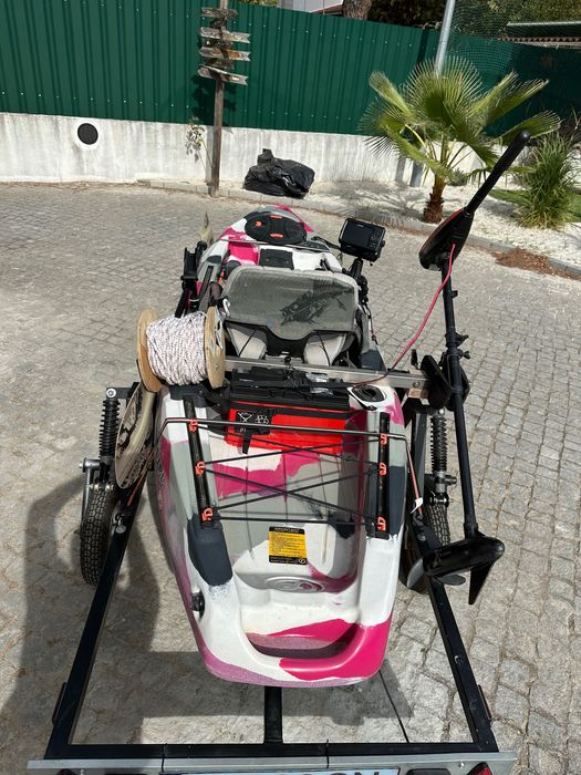 Kayak Feel Free Lure 10 com motor e sonda
