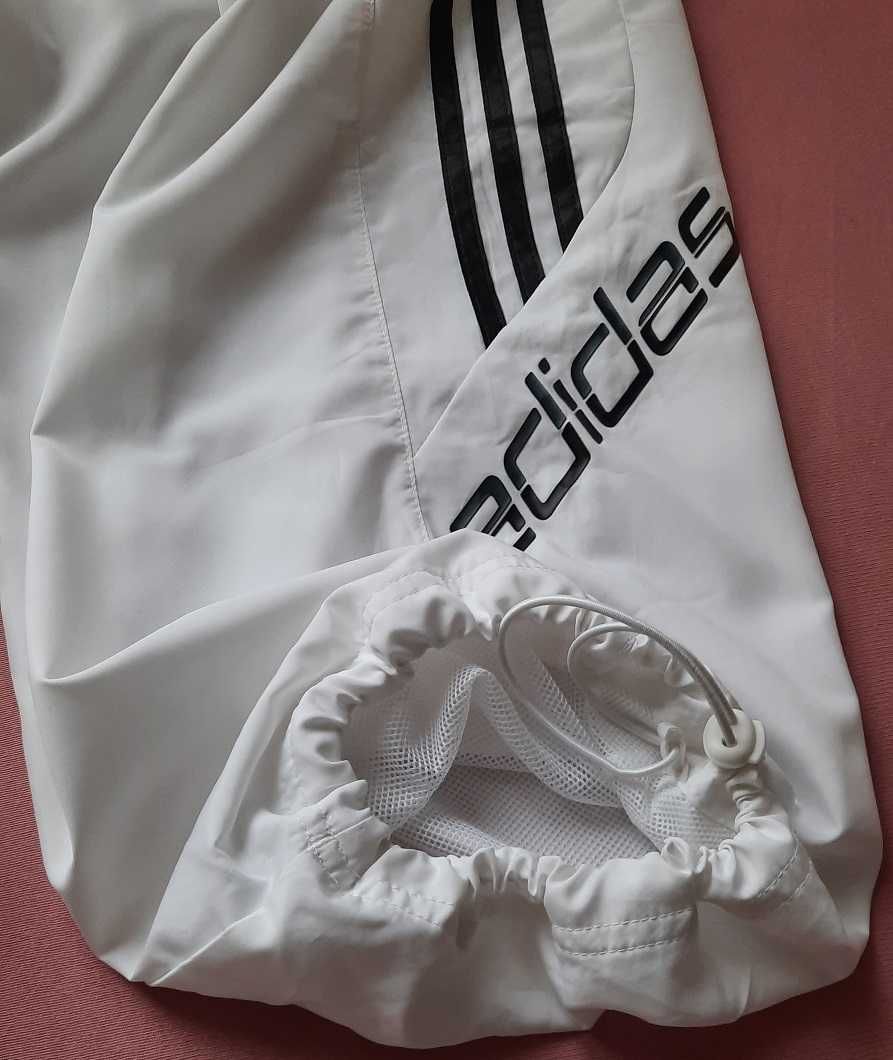 Adidas Uniseks spodnie sportowe białe czarne logo szorty M L