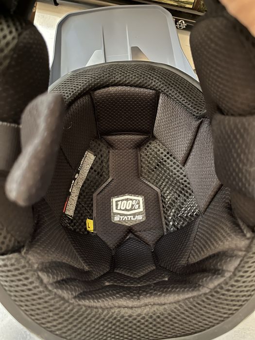 Kask full face 100% status /dh/enduro/mtb/canyon/specialized/trek/dart