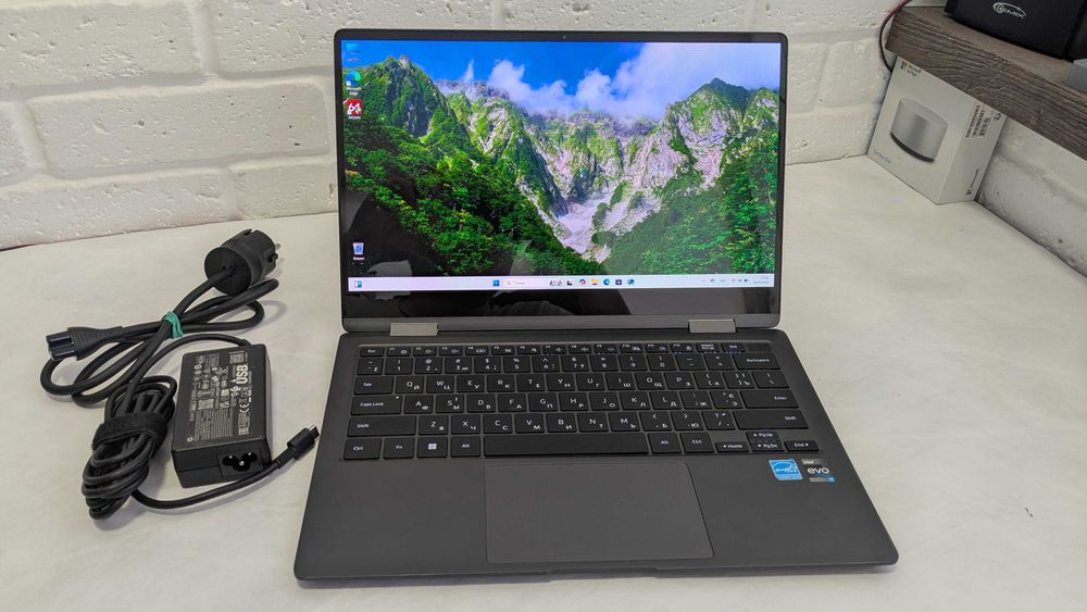 Samsung Galaxy Book 2 360 2in1 -13.3" - Core i7-1255U/16gb/512gb #365