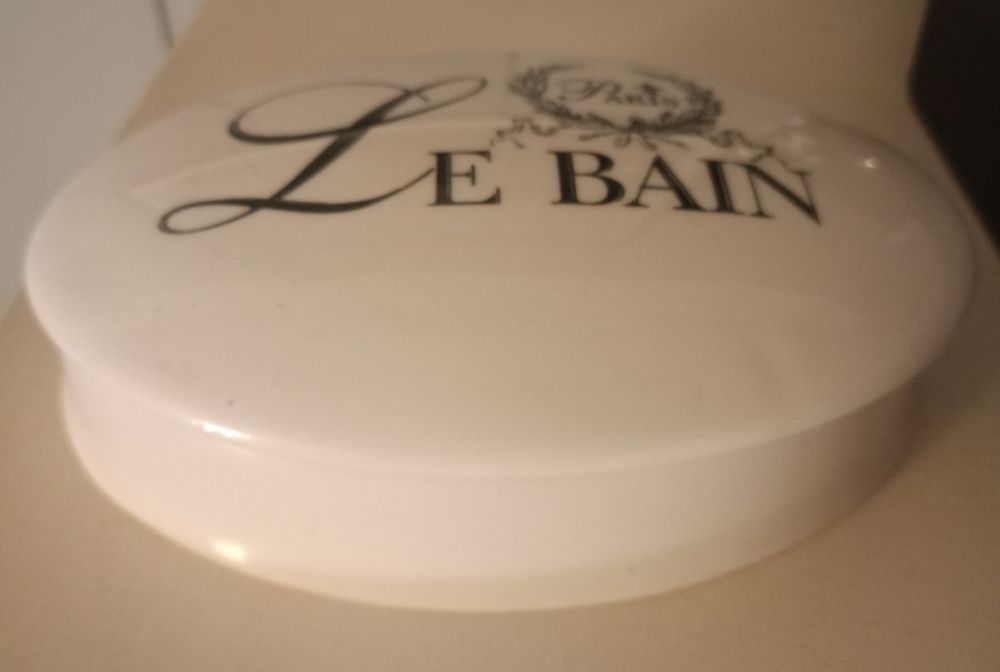 Mydelniczka Le Bain Paris