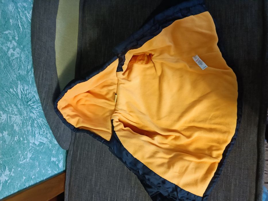 Продам дитячу куртку