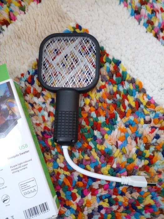 Москітна пастка USB