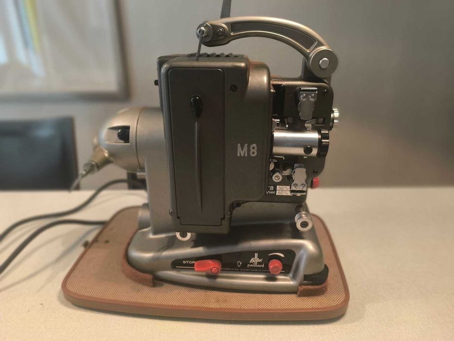 Bolex Paillard M8 Projector. Perfeito estado.