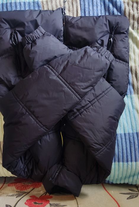 Продаю Зимову курточку Staff