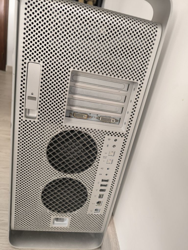 Apple power mac .