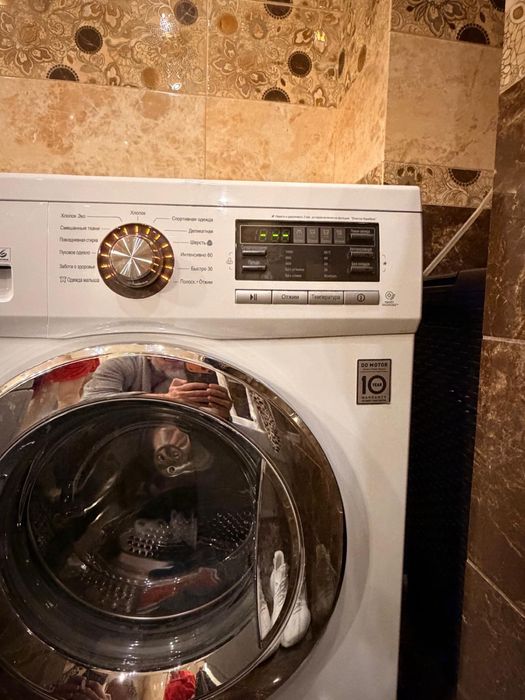 Продам стиральную машину  LG 4 кг F1096SD3