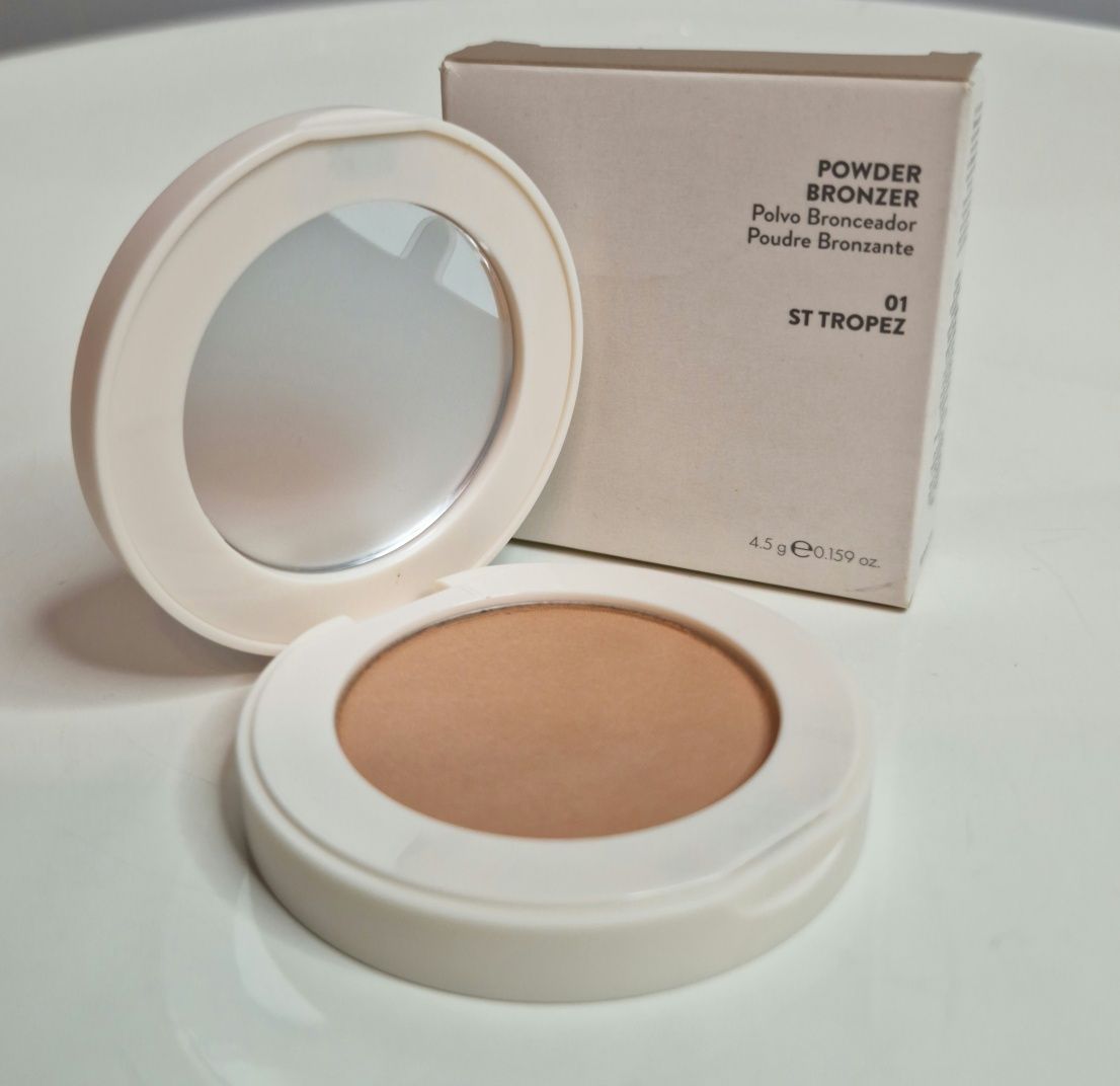 St. Tropez Powder Bronzer Farmasi