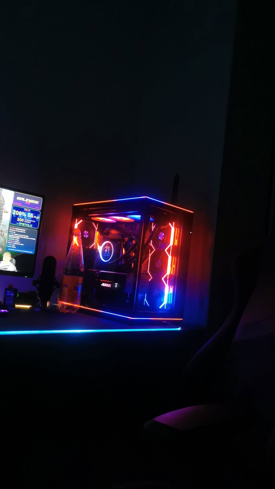 PC rtx 5070ti Master 16gb/ryzen 7 9800X3D/32gb Ram/1tb SSD