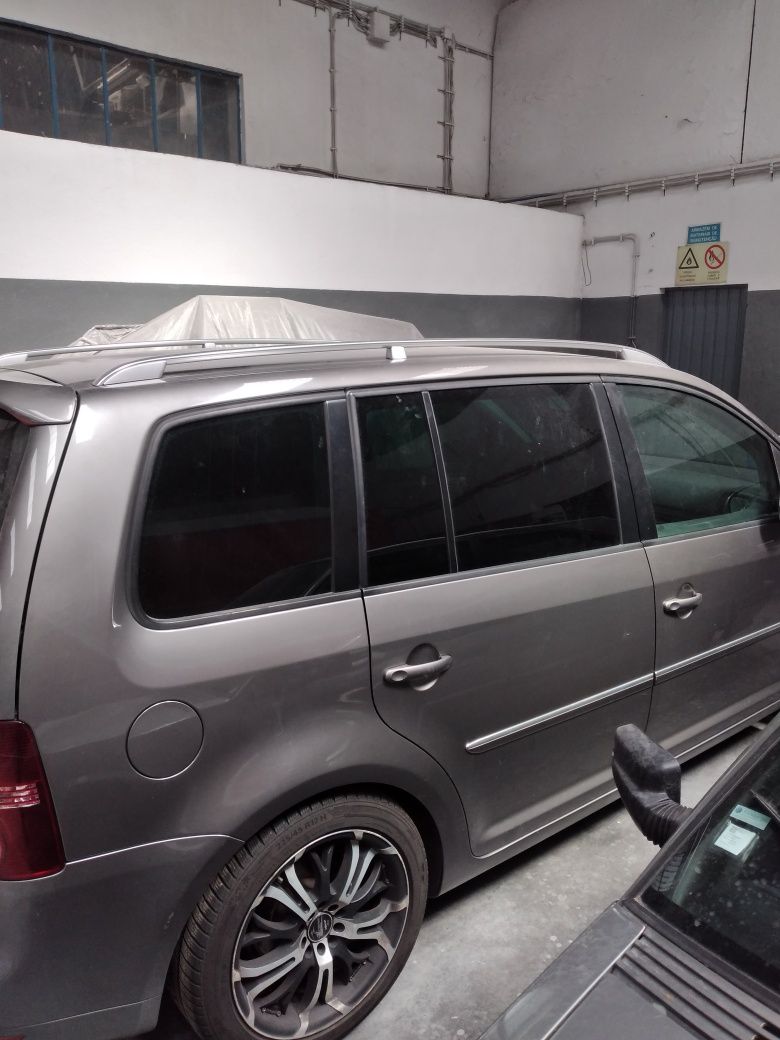 Vw touran para pecas 2007