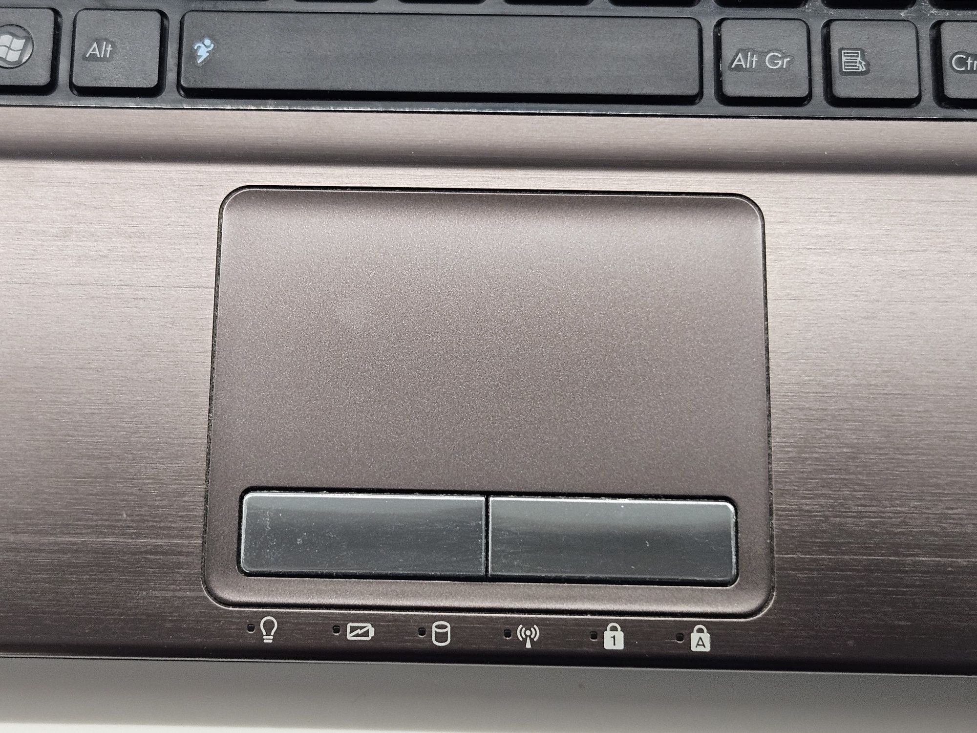 ASUS X53S k53sv I7 Nvidia GT540M SSD 6GB RAM
