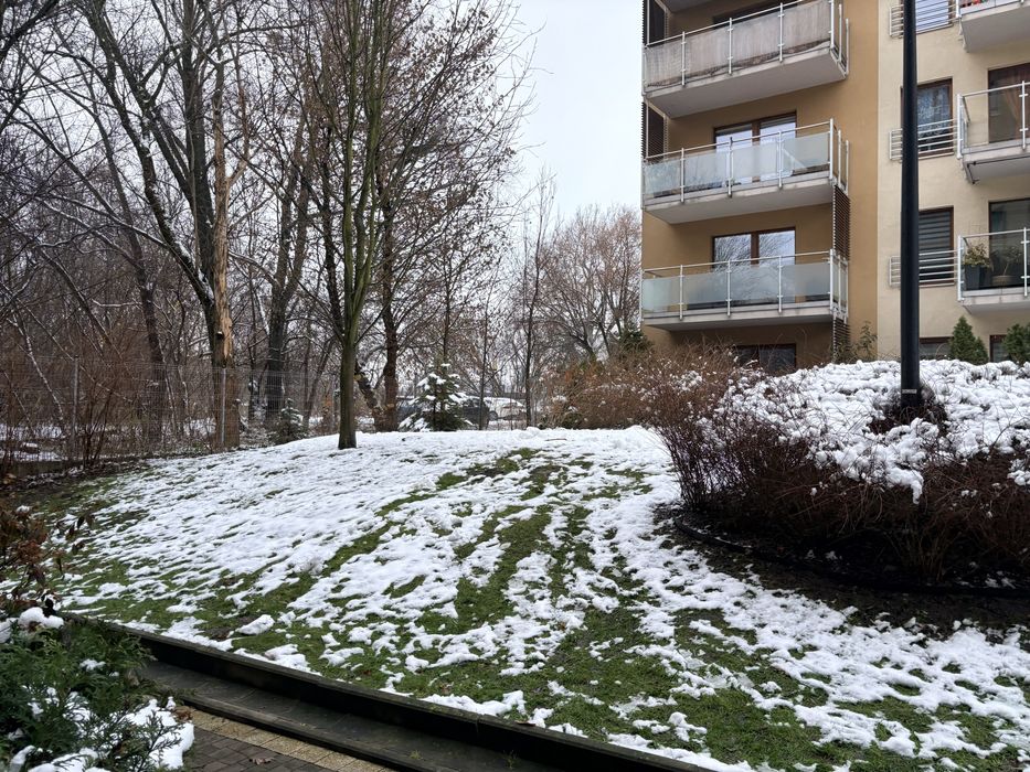 Apartament z ogródkiem na Liściasta park