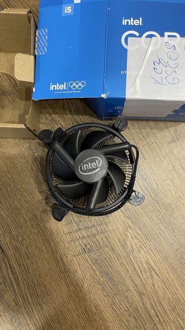Кулер Intel новый