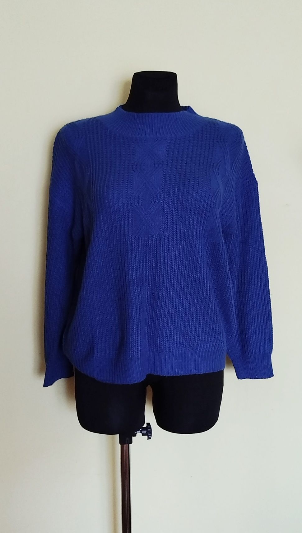 Damski akrylowy granatowy sweter XL
