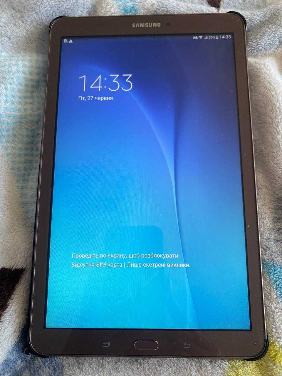 Планшет Samsung Galaxy Tab E 9.6" 3G 8Гб